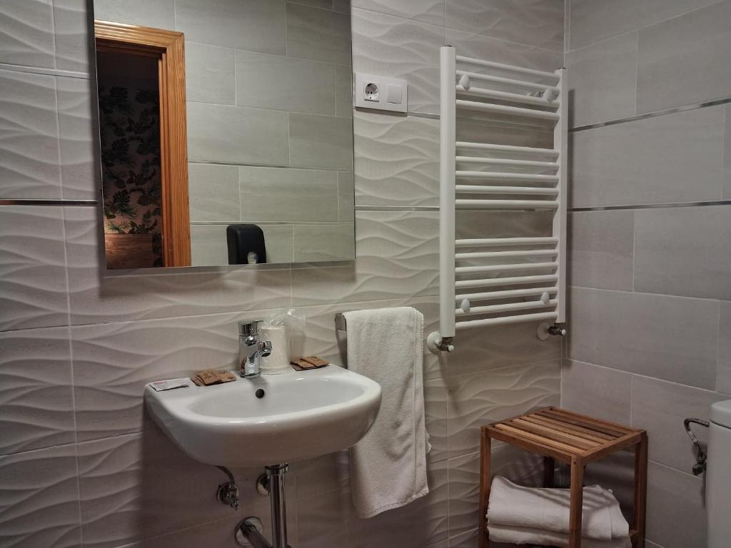 Ένα μπάνιο στο Hostal La Pastora