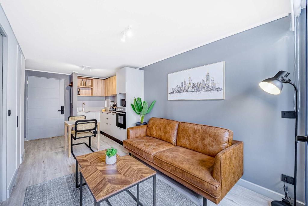 Nomad Stay Chic apartment Pool Wifi near La Moneda