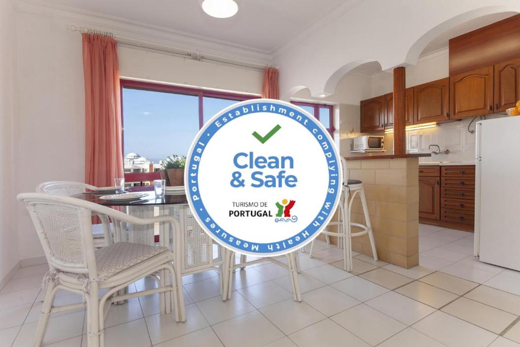 Ảnh trong thư viện ảnh của B25 - Candimar Beach Apartment ở Portimão