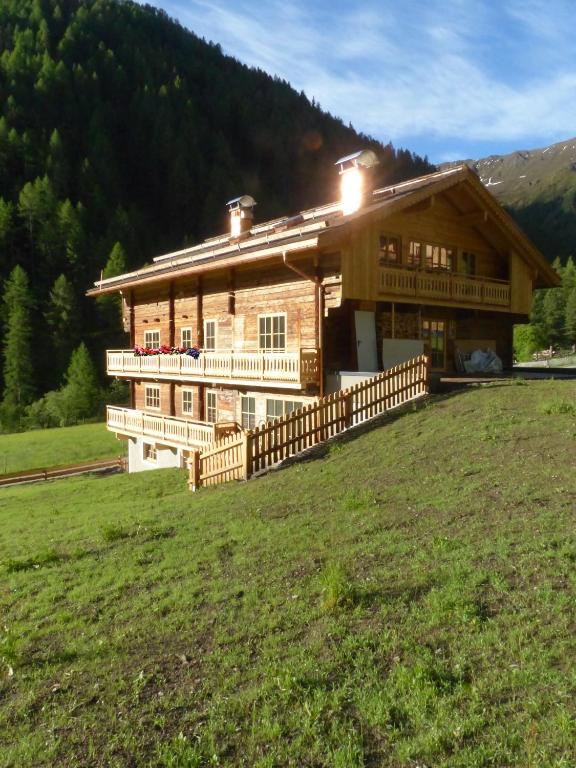 Výhľad na hory alebo výhľad na hory priamo z apartmánu