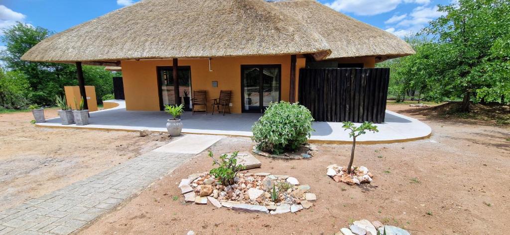 Κήπος έξω από το Phumula Bushvilla