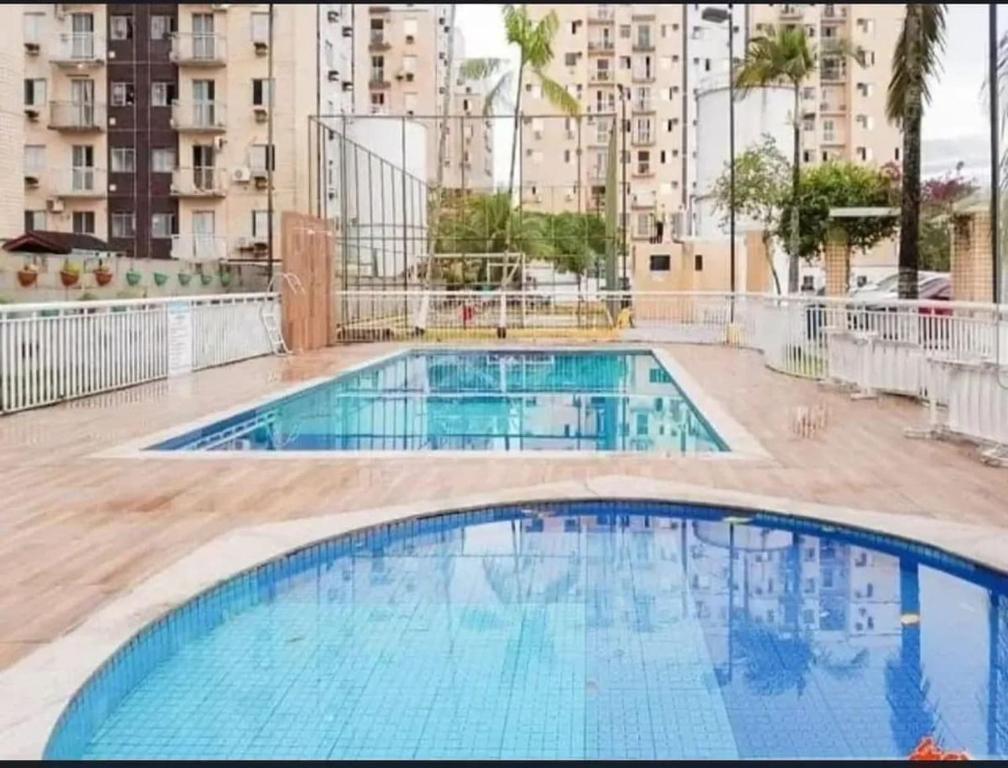 Πισίνα στο ή κοντά στο Lindo apt na Avenida Mário covas, com ótima localização