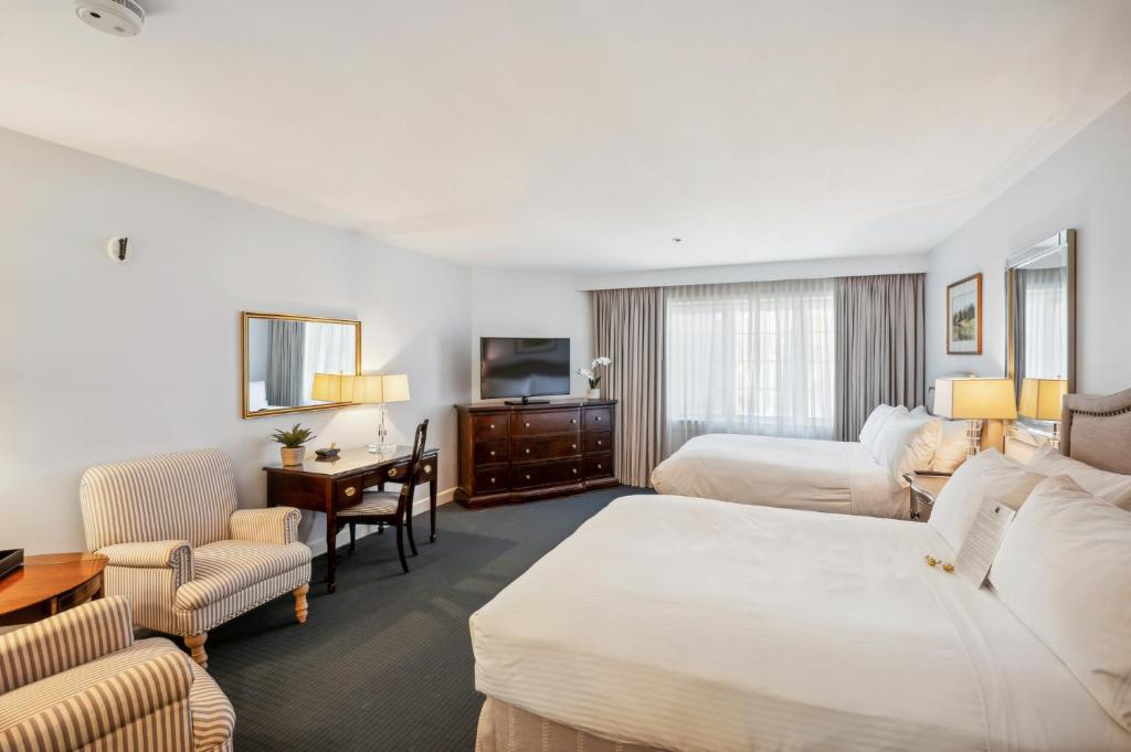 Avon Old Farms Hotel - 