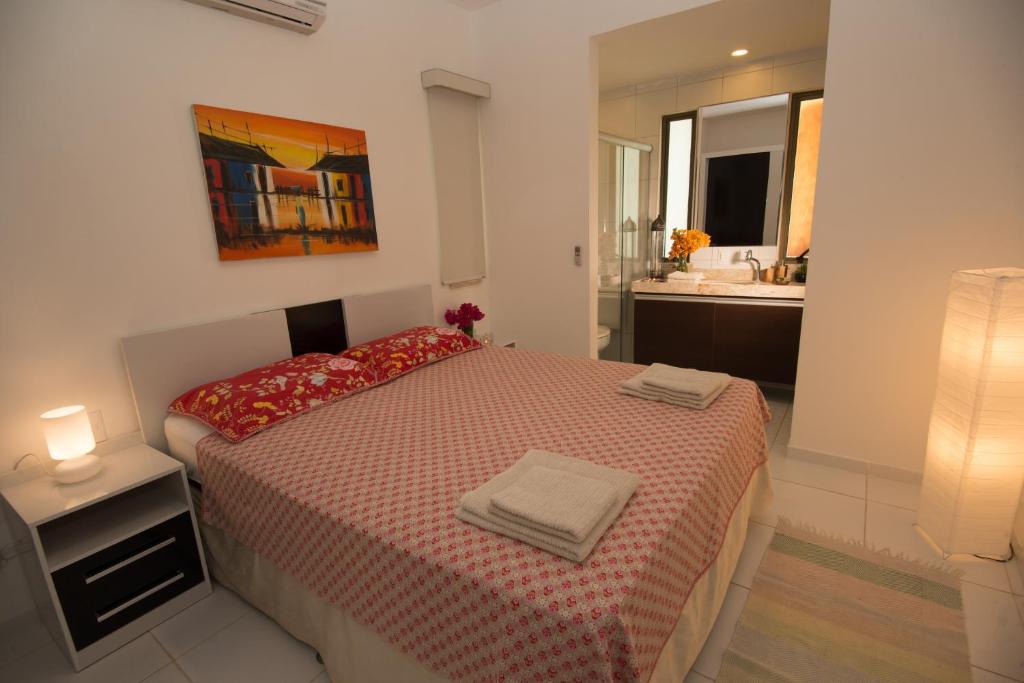  Mirmar Apartments