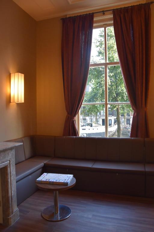 OZO Hotels Armada Amsterdam - Resim 18