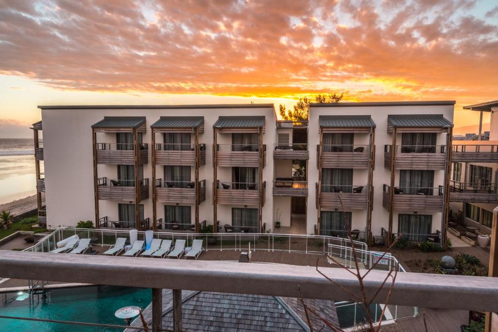 Blick auf den Sonnenuntergang&#47;Sonnenaufgang von des Hotels aus oder aus der Nähe