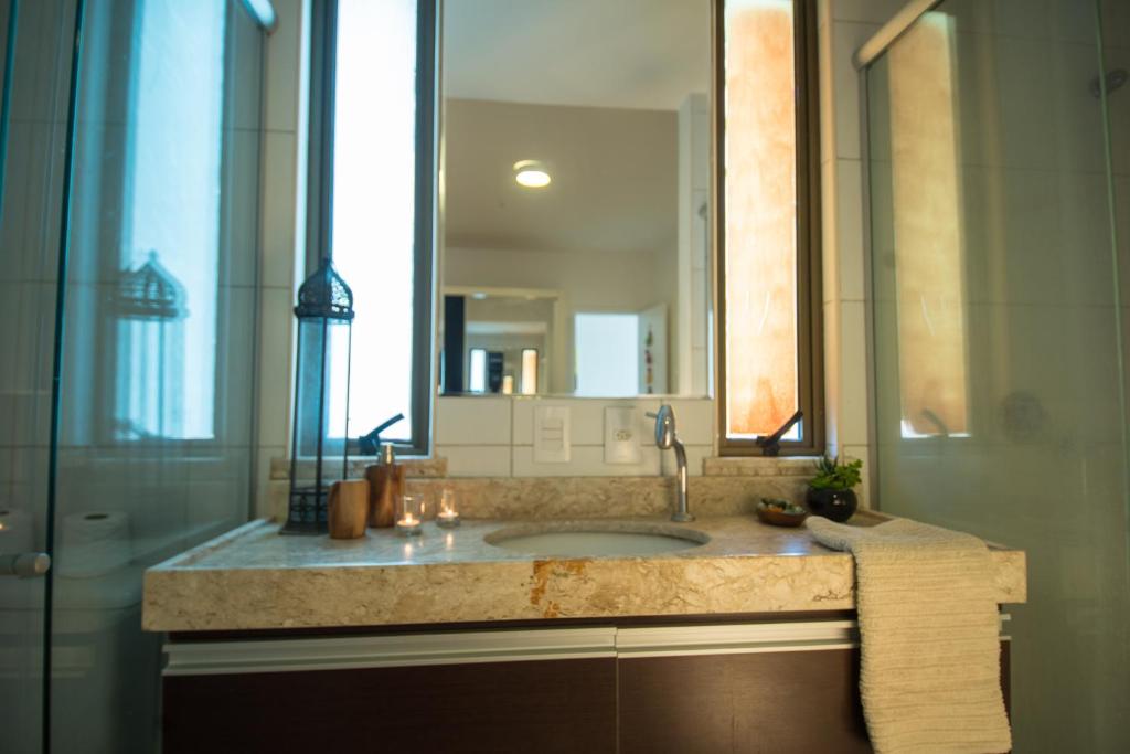  Mirmar Apartments
