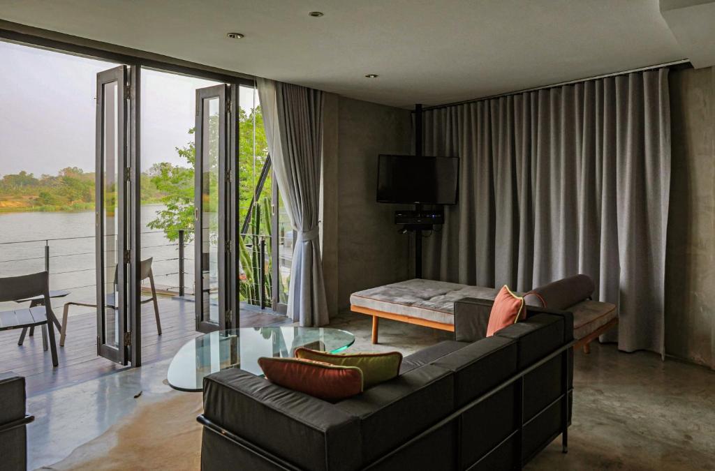 The Xcape River Kwai - 8