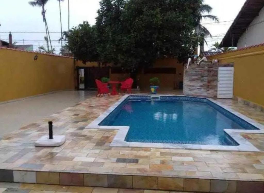 Πισίνα στο ή κοντά στο Casa em São Luís-Ma