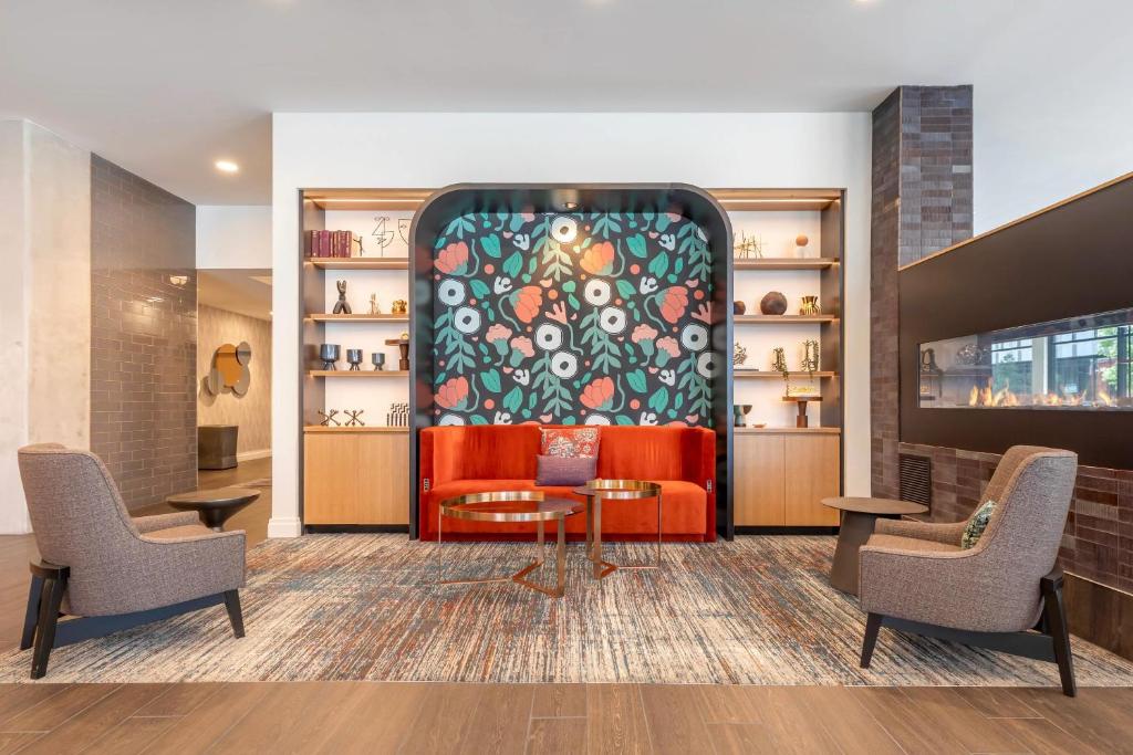 Cambria Hotel Denver Downtown RiNo photo