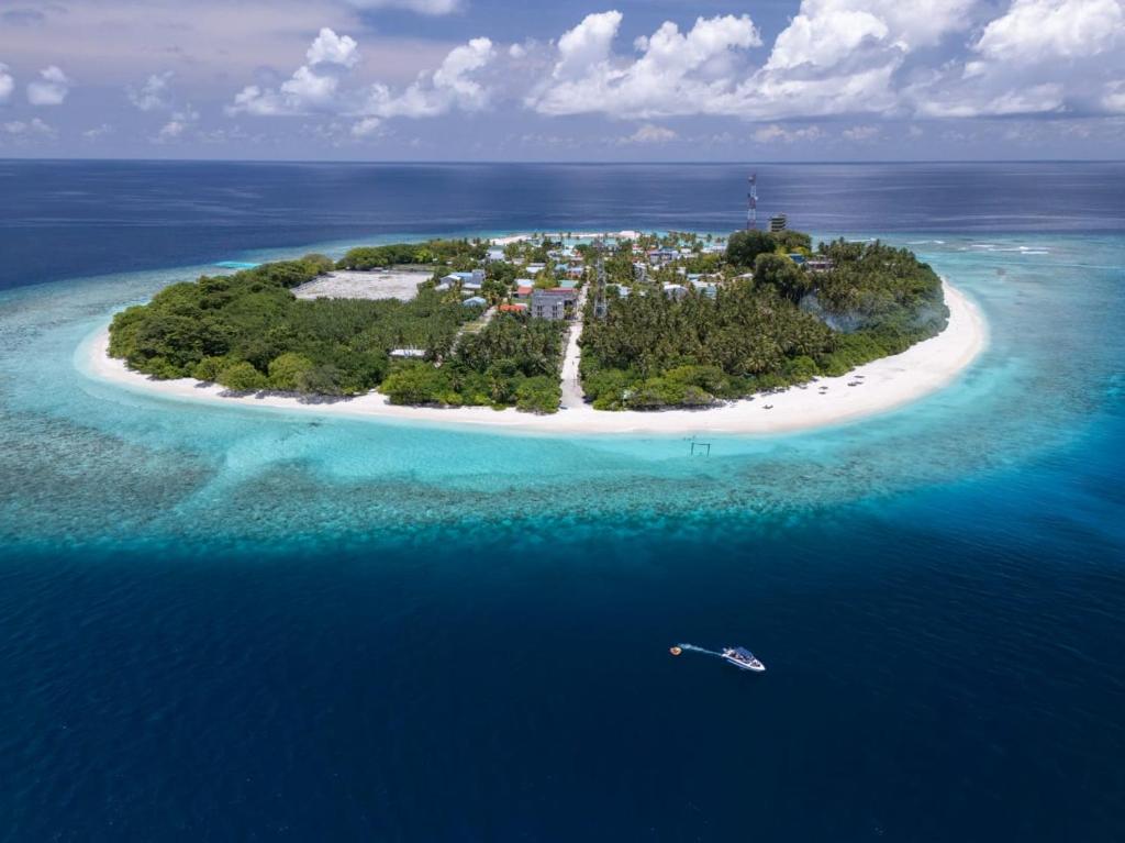 La Plage Maldives - View 14