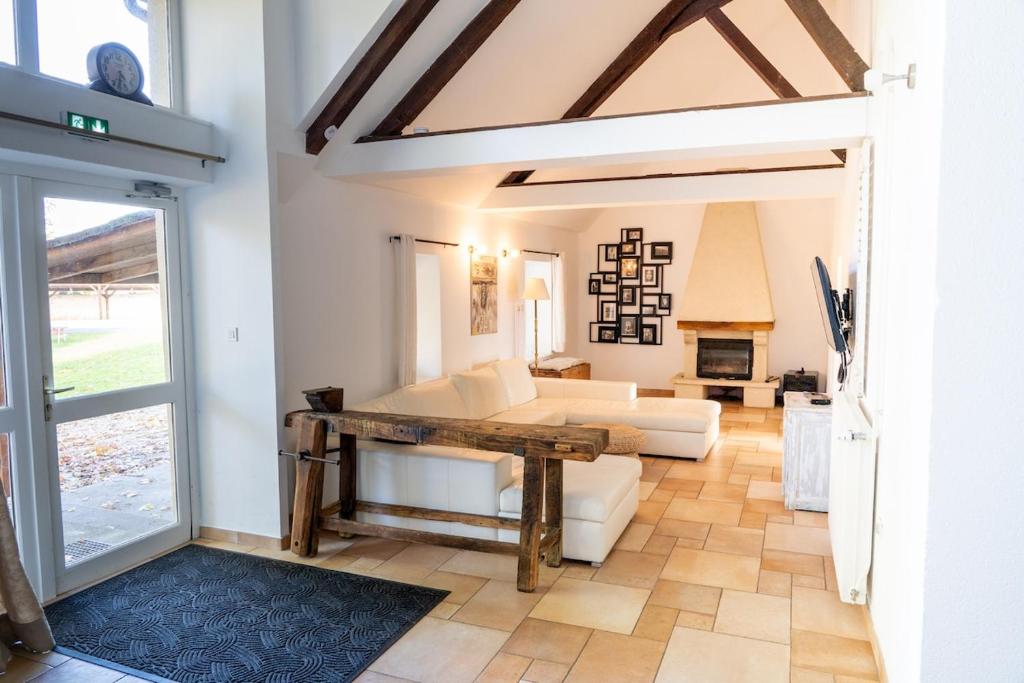 Fotografie z fotogalerie ubytování Le grand gîte v destinaci Souvigny