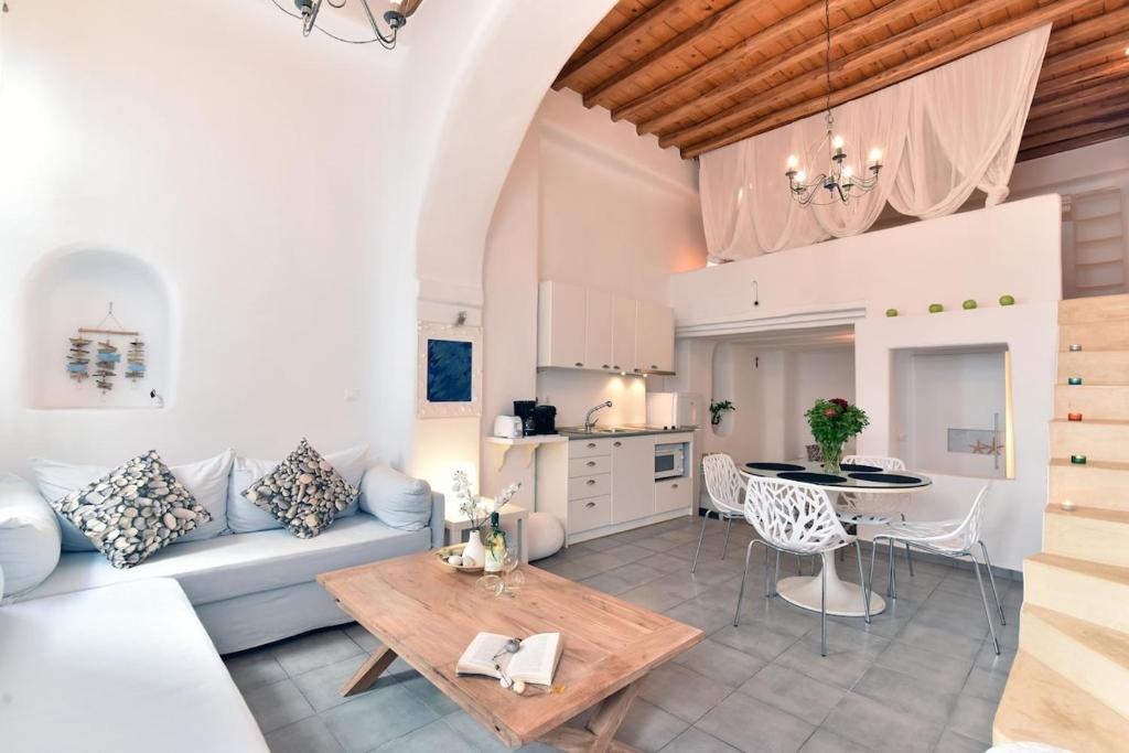 The Mykonos Town Gem