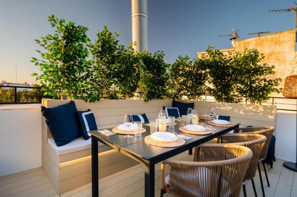 Stunning with Magnificient terrace La Maestranza