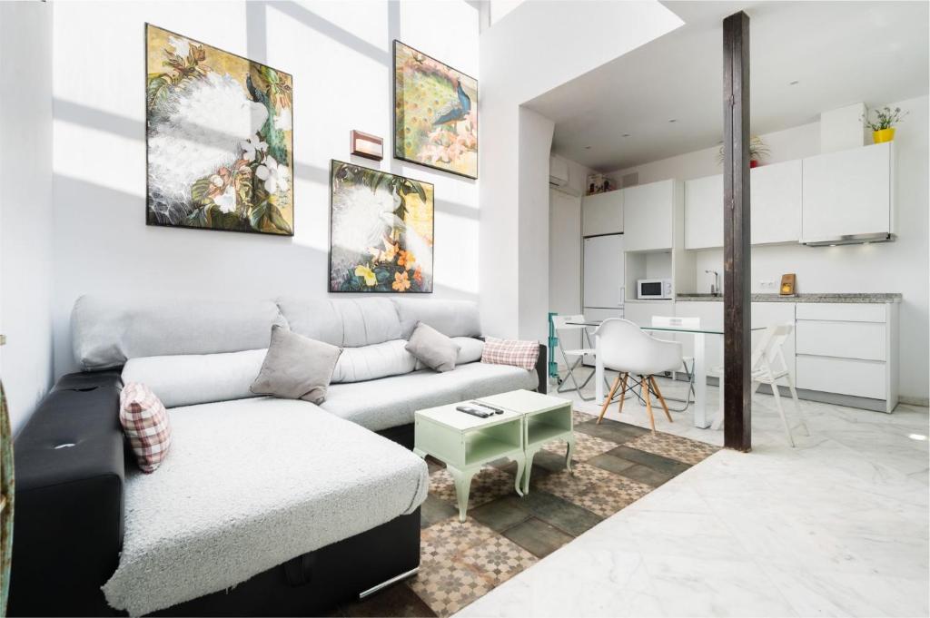 Penthouse con terraza- 2D 2B- Triana