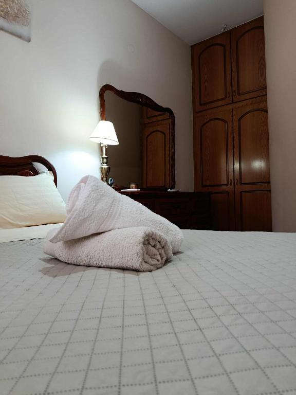 Giường trong phòng chung tại Villa Kalymnos Sea View