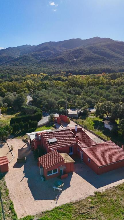 En generel udsigt til bjerge eller udsigt til bjerge taget fra villaen