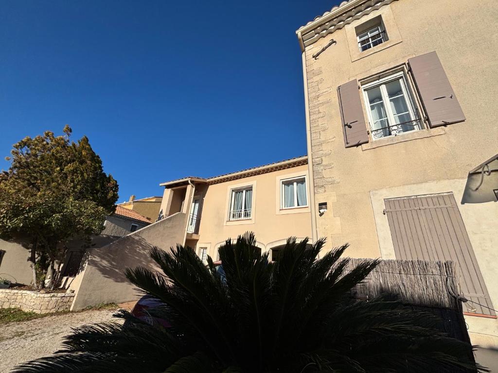 La Papaline de Caroline - Two-Bedroom Deluxe Apartment