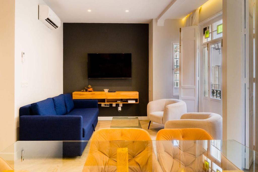 Elegant apartment - 2 Bd 1 Bth - Center Sevilla