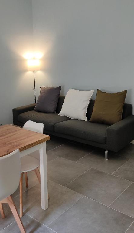 Cozy & Contemporary 2 bdrm 1 bthrm APT in Città Studi