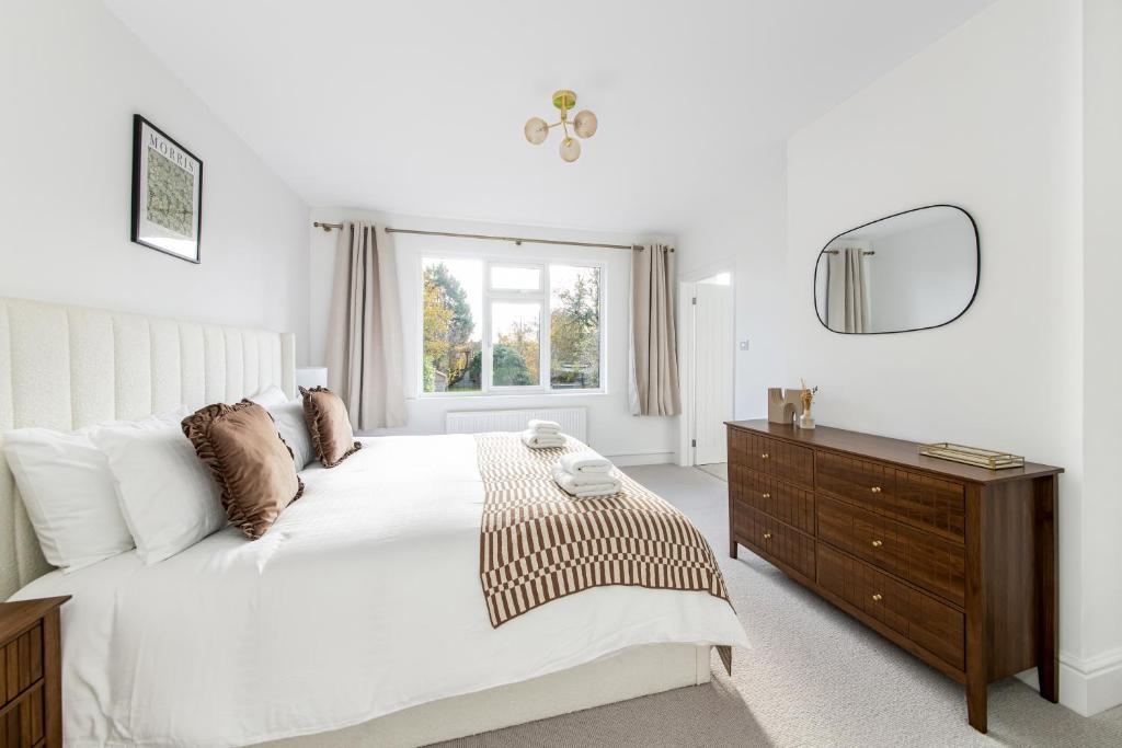 En eller flere senge i et værelse på 5 Sunderland Avenue