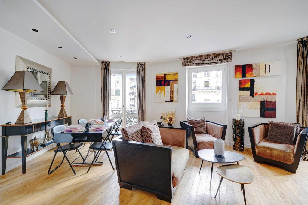 Bright Spacious 4P Eiffel Tower Auteuil