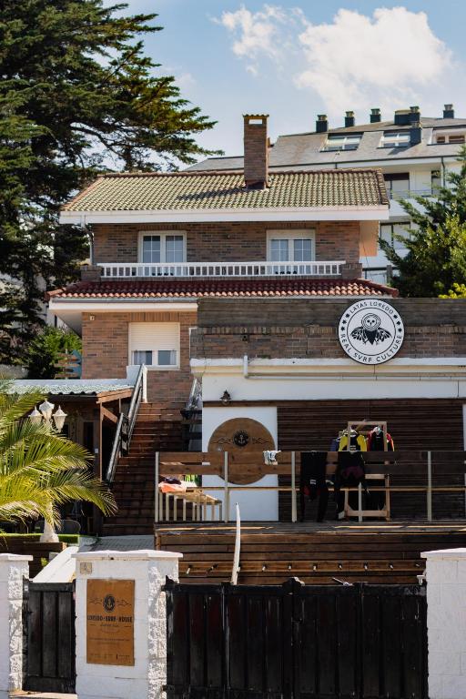 Gallery image of Loredo Surf House in Loredo