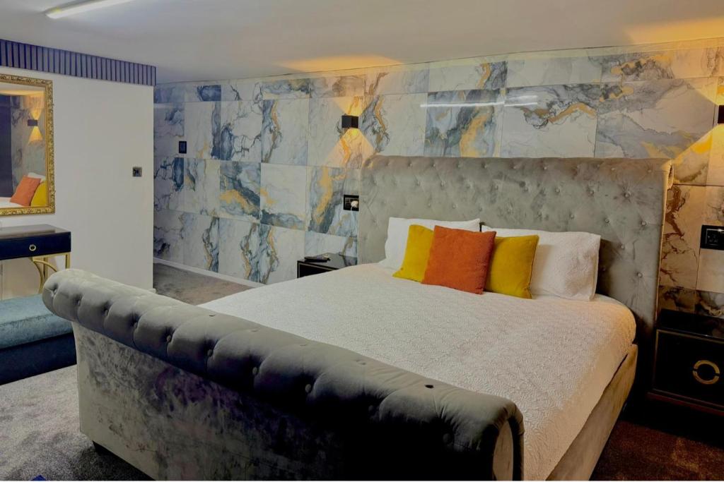 Postel nebo postele na pokoji v ubytování 1-Bed Apartment - Sleeps 2 Wifi & Central