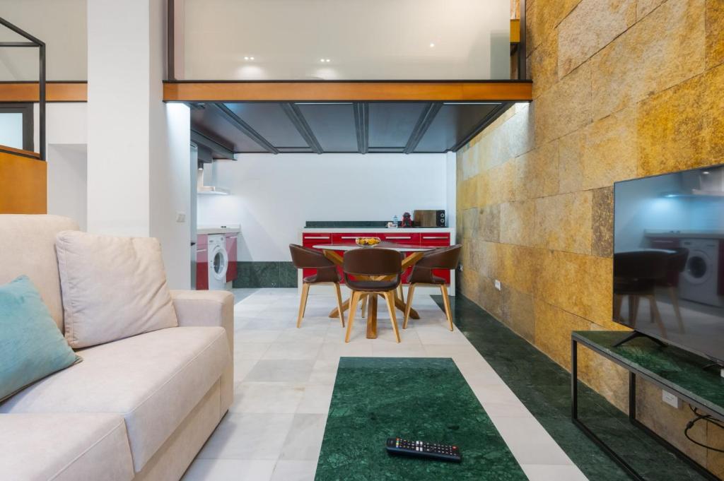 Modern Duplex - Loft Style - Historic Centre