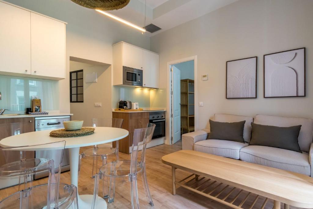 Bright Stylish - 2Bedrooms 1Bathroom - Sol