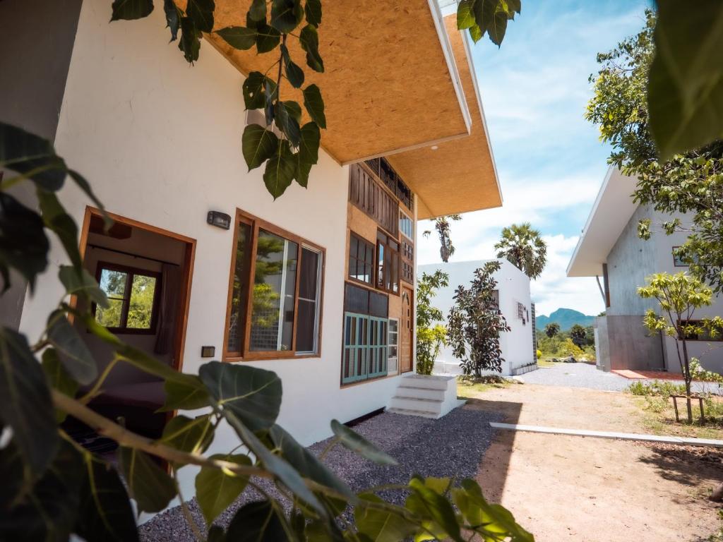 Baan Mahasamut Pranburi - Cama En Habitación Compartida De 4 Camas