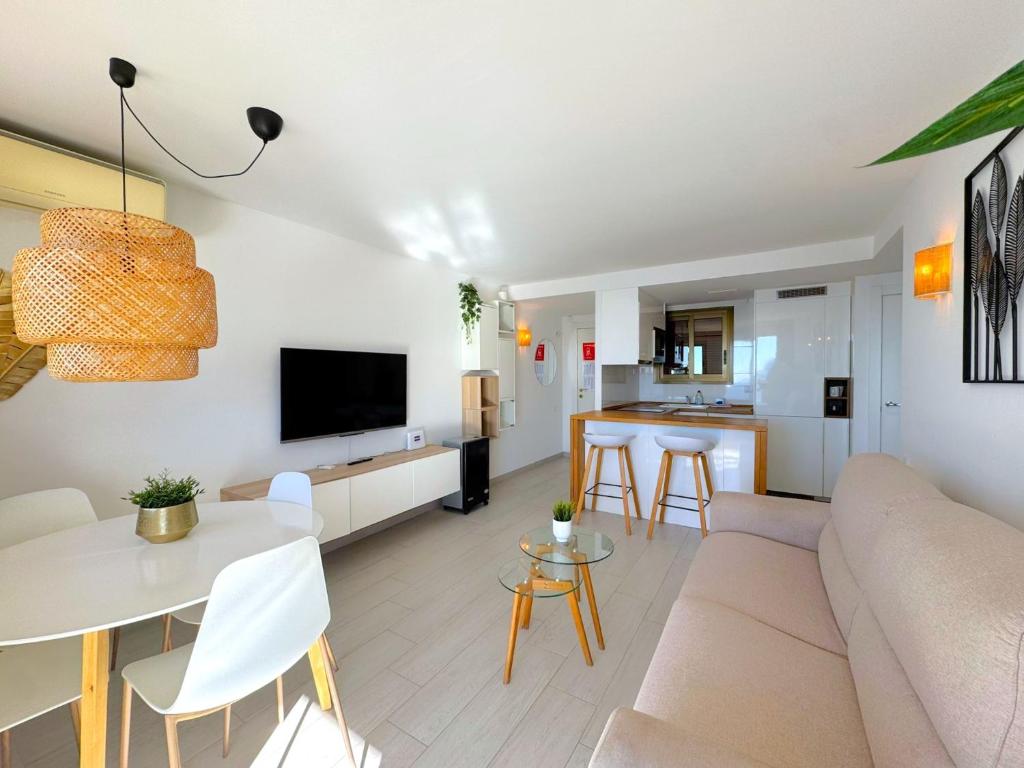 Coblanca 8-16º2 by Love Benidorm