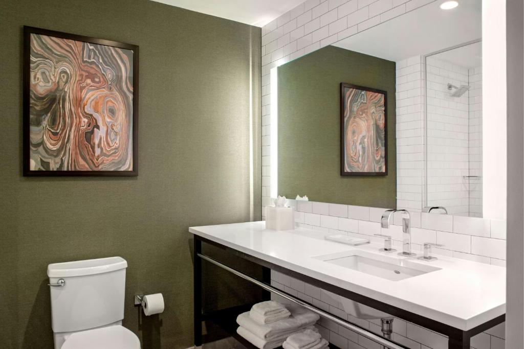 The Elmore Hotel, DFW Southlake, a Tribute Portfolio Hotel photo