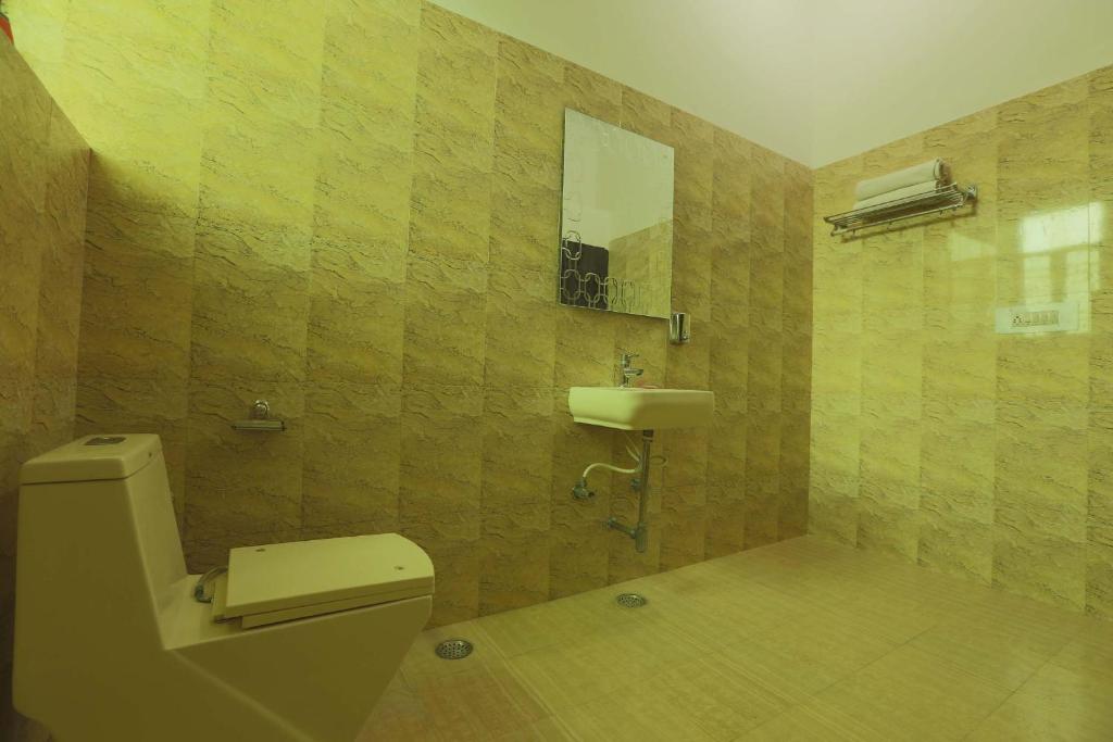 Hotel Green Haveli - A Heritage and Hill View Hotel , Pushkar - Habitación De Lujo
