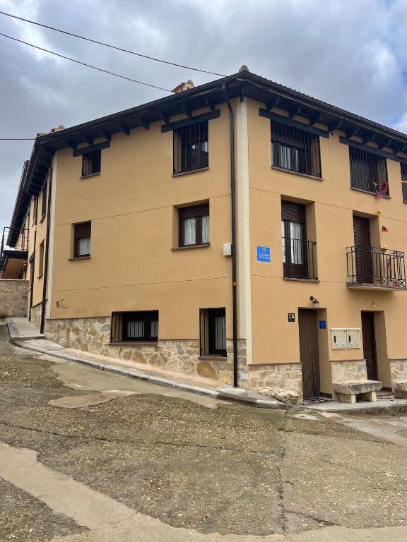 Fotografie z fotogalerie ubytování Casa Felipa v destinaci Castroserna de Abajo