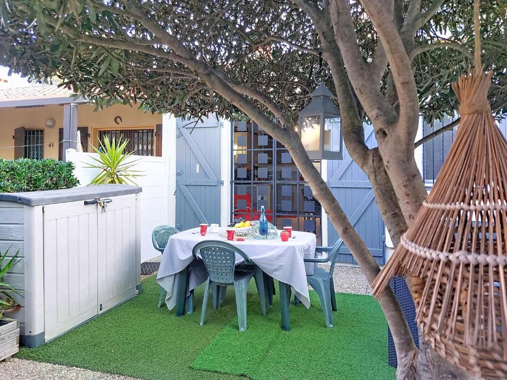 Holiday Home Les Amandines by Interhome