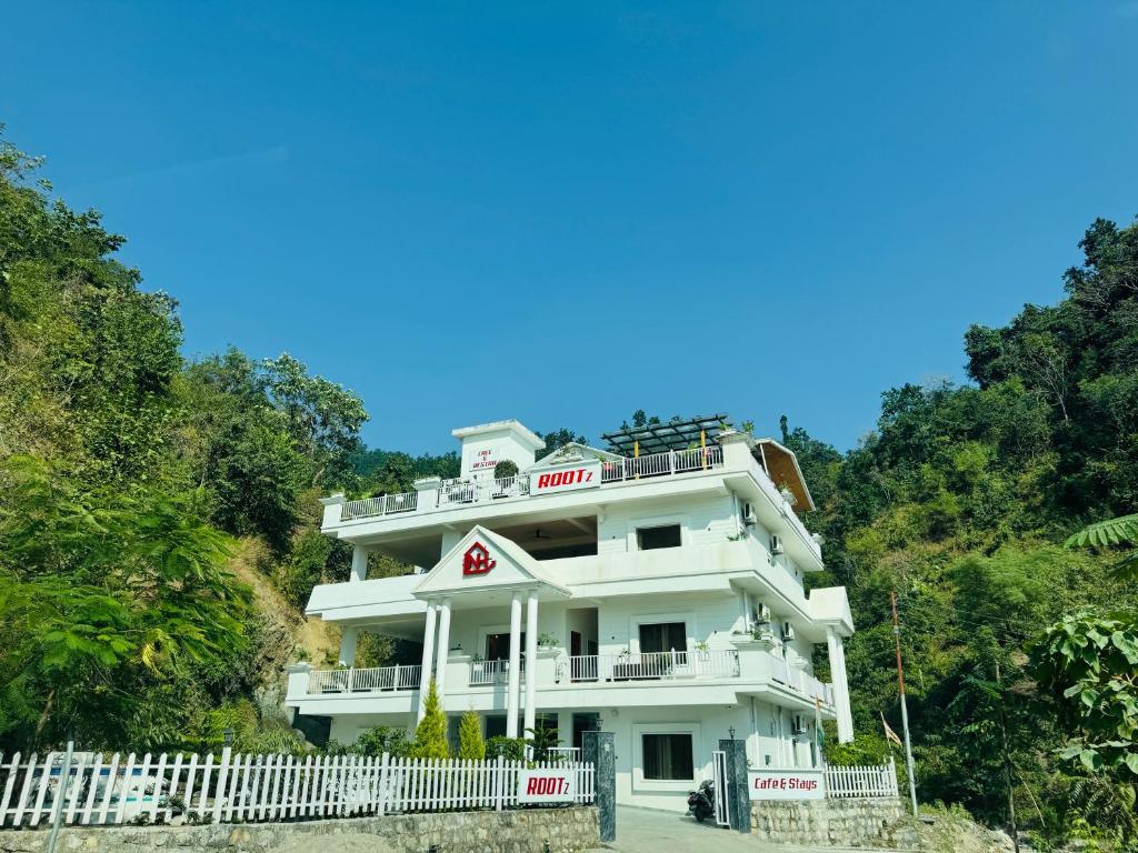 Το κτήριο όπου στεγάζεται  το hostel