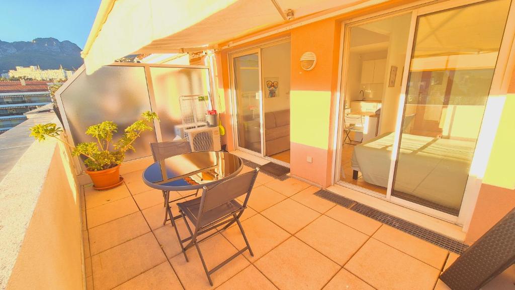 Tizi Roof Top