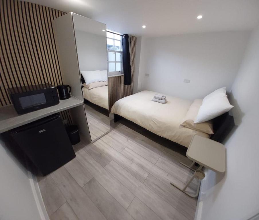 Postel nebo postele na pokoji v ubytování Borough Market 5 minutes walk