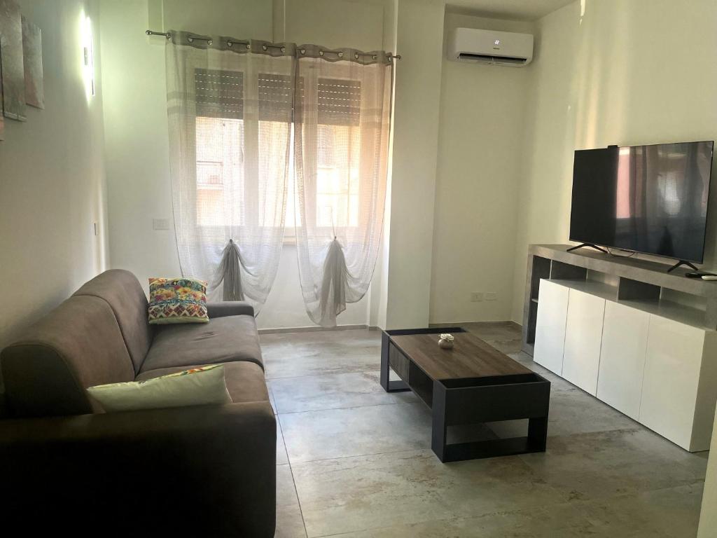 TV/trung tâm giải trí tại Vivere Lerici con parcheggio