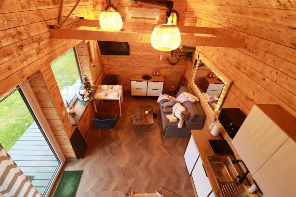 an overhead view of a living room in a log cabin at 3 Peaks Houses - Domki Całoroczne in Sokołowsko