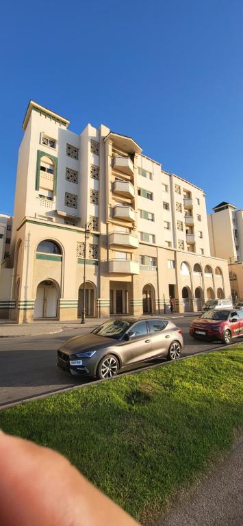 Το κτήριο όπου στεγάζεται  το διαμέρισμα