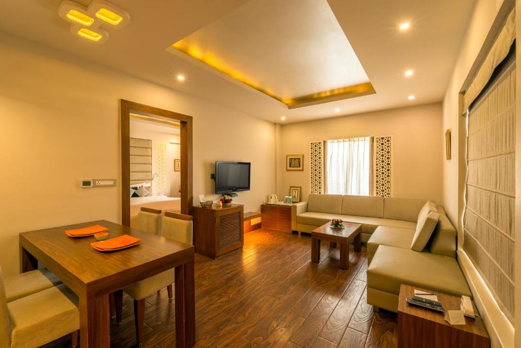 Howard Plaza The Fern, Agra - Hazel Suite