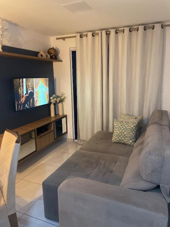 Un televizor și/sau centru de divertisment la Avôhai