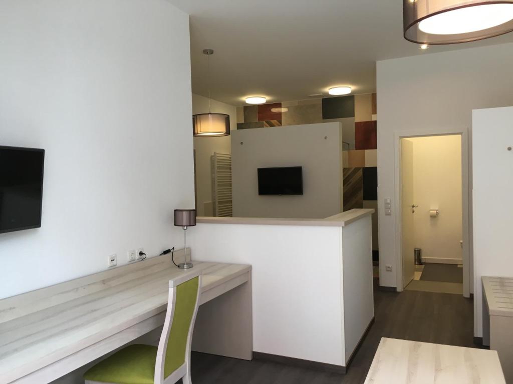 TV a/nebo společenská místnost v ubytování Hotel Fürsteneck