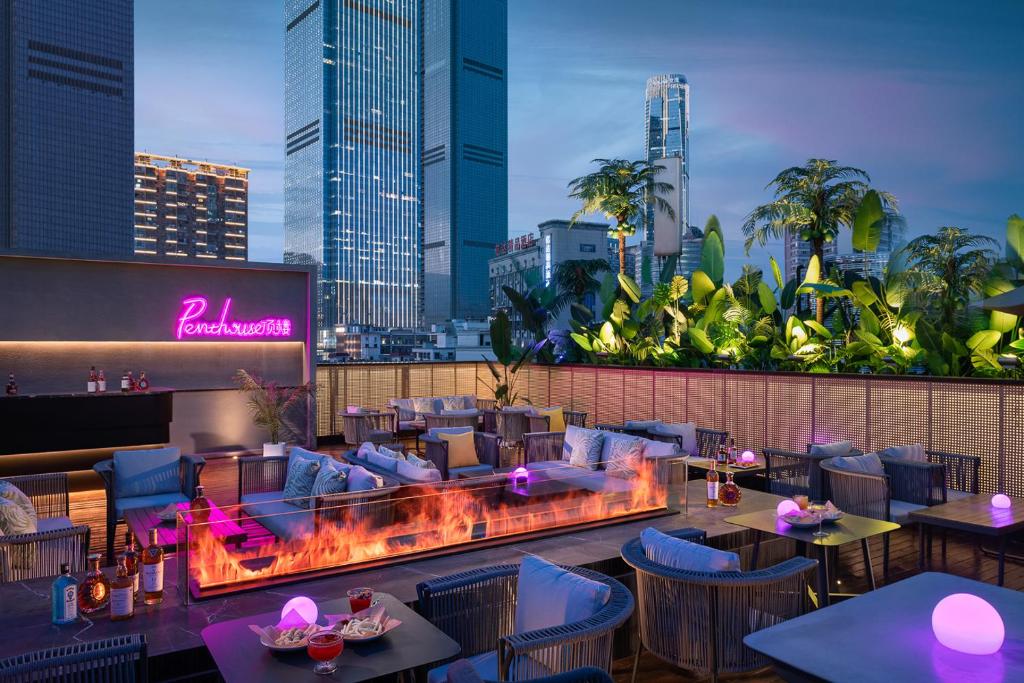 Εστιατόριο ή άλλο μέρος για φαγητό στο FunGee S