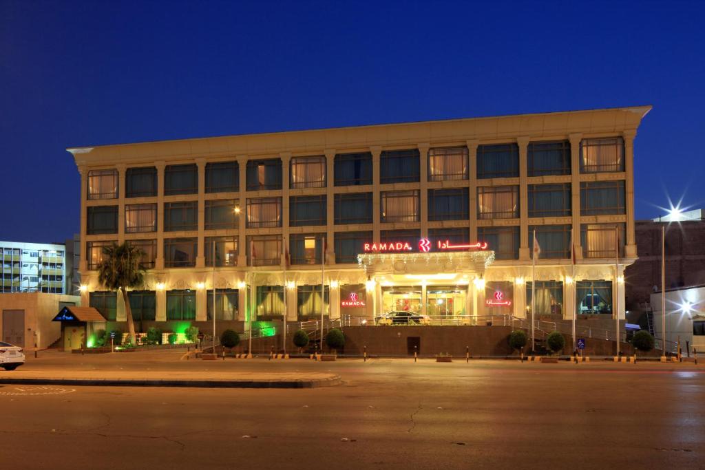 リヤドにあるRamada by Wyndham Hotel Riyadhのギャラリーの写真