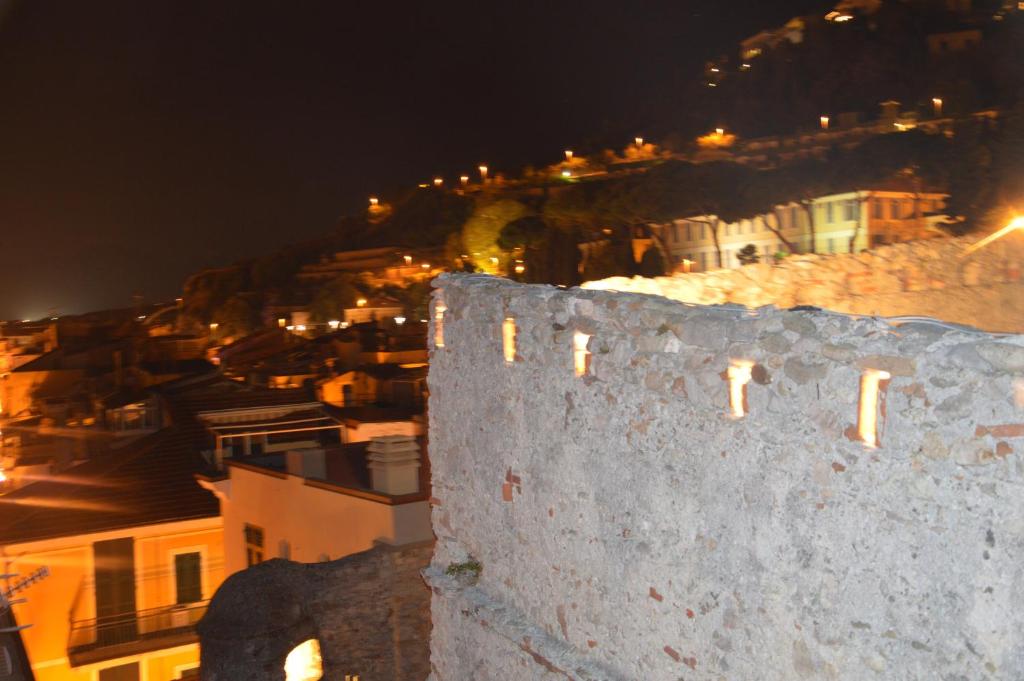 Zdjęcie z galerii obiektu Al Castello Affittacamere w mieście Pietra Ligure