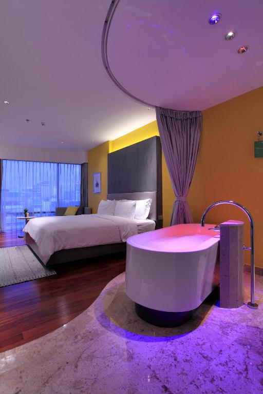 LiT BANGKOK Hotel - Resim 23