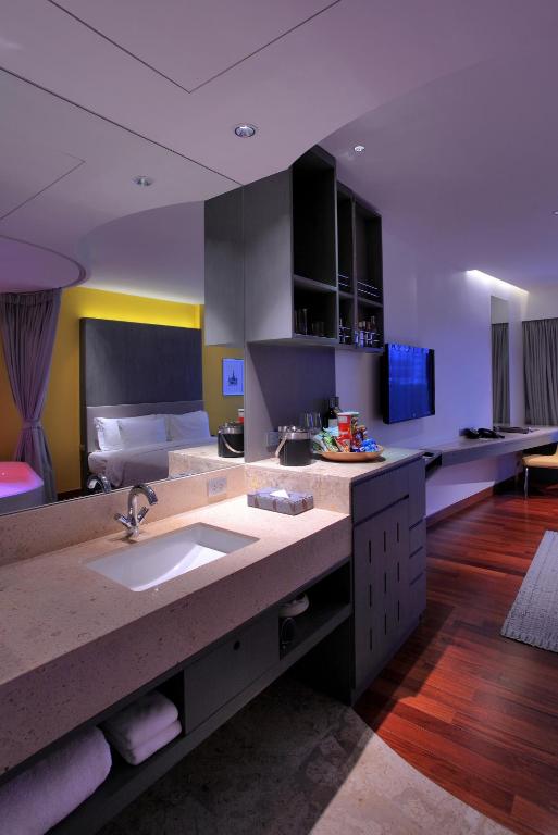 LiT BANGKOK Hotel - Resim 24